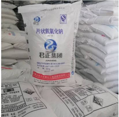 工業級片堿